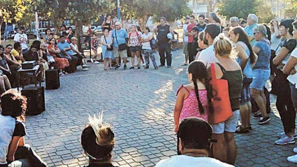 Vecinos piden el cierre de la Ceamse en Gonzlez Catn