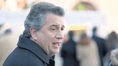 Etchevehere dice que el bono fue �una cuesti�n transparente�