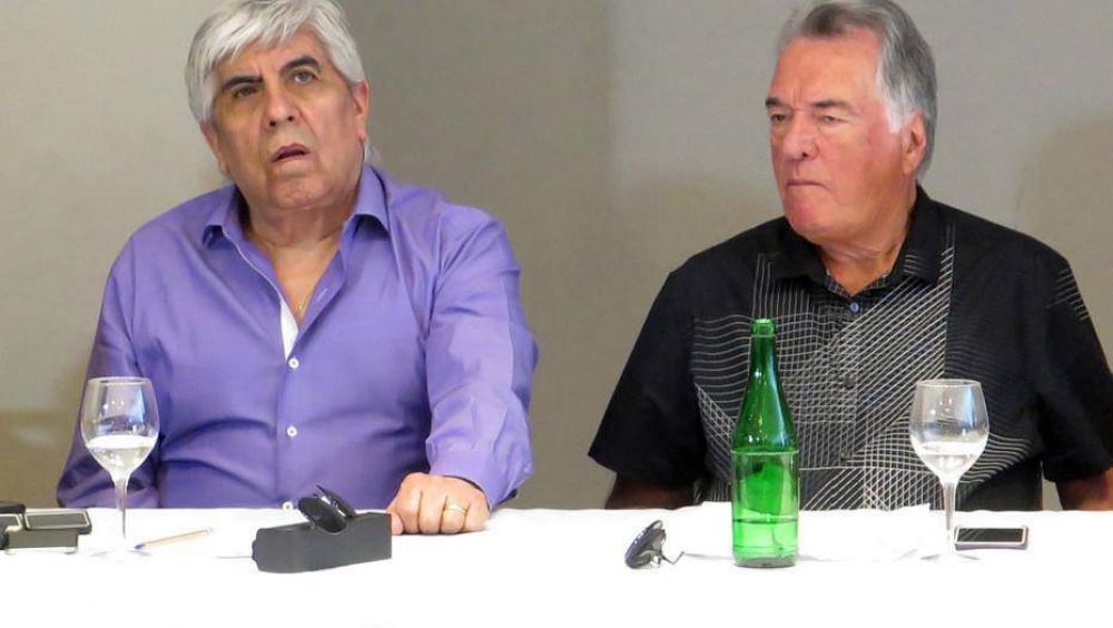 Hugo Moyano más aislado: Carlos Acuña se bajó de la marcha y Luis Barrionuevo lo anuncia el miércoles