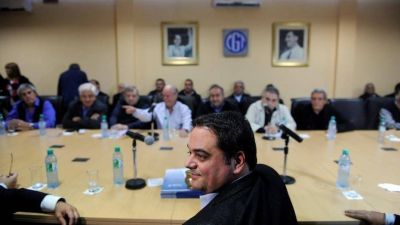 El ala dialoguista de la CGT negocia con el Gobierno por m�s recursos