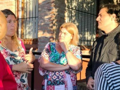 Abad recorri� la Sociedad de Protecci�n a la Infancia de Balcarce con Esteban Reino
