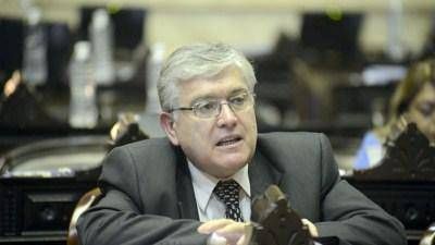 Pais reclam� la asignaci�n de fondos para obras en Chubut