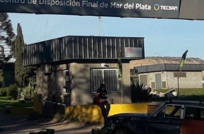 Recicladores informales vuelven a bloquear el acceso al basural