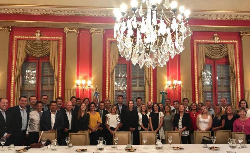 Reforma Judicial, voto electr�nico y creaci�n de nuevos municipios, en la agenda de Cambiemos