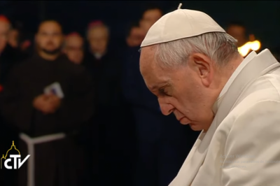 EEUU: Francisco reza para que cesen los �actos de violencia sin sentido�