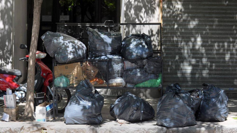 Bah�a, tapada de basura: vecinos de m�s de 25 barrios reclaman por la falta de recolecci�n