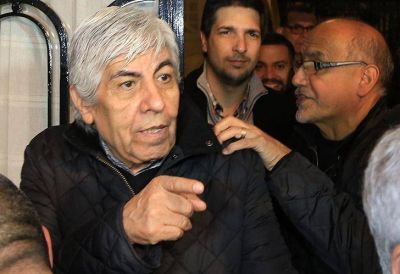 El camionero pone en juego su capital pol�tico y promete �reventar� la 9 de Julio