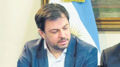 D�az Gilligan se defiende: 