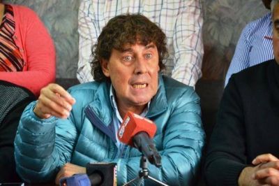 Pablo Micheli anunci� que, si no hay acuerdo, los gremios convocar�an a un paro nacional