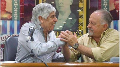 Triaca prepara gira europea junto a gremios dialoguistas y empresarios