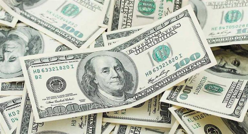 El dlar trep 13 centavos a $ 20,18 en medio de la huelga bancaria y feriado en EEUU