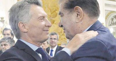 Ex n�mero dos de Moyano se reuni� con Macri a horas de la movilizaci�n del #21F