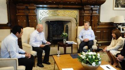 Macri recibi� a familiares del cadete policial muerto en La Rioja