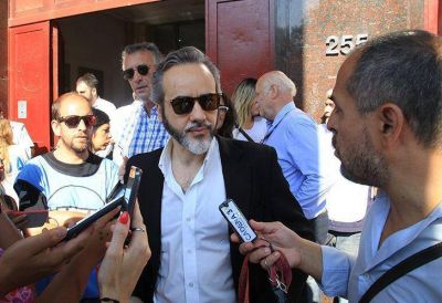 A 9 d�as del inicio de clases, docentes porte�os rechazaron la propuesta salarial