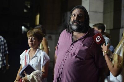�Baradel tambi�n refuerza su liderazgo d�ndole pelea a Vidal�