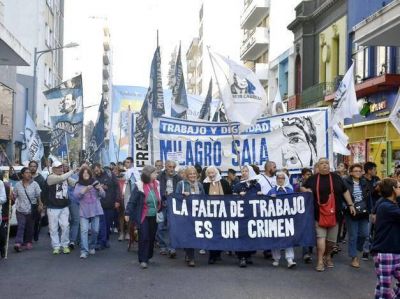 21F: Mar del Plata tambi�n se moviliz� contra las pol�ticas de Mauricio Macri