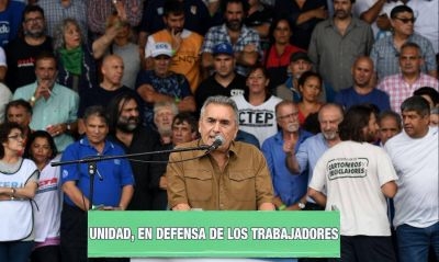 Una marcha que sepult� el triunvirato y pari� dos CGT