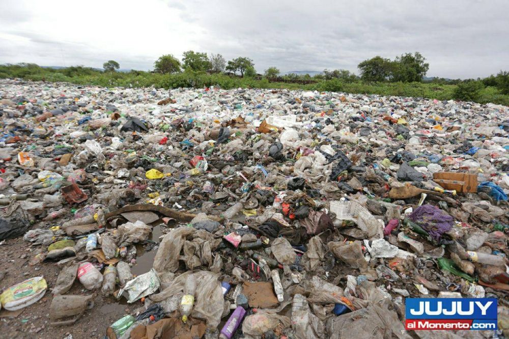 Impresionante cantidad de basura en Finca El Pongo