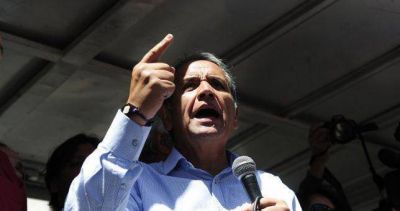 Los banqueros cancelaron la paritaria por Whatsapp y estallaron los bancarios