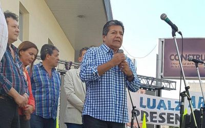 Gerardo Mart�nez se diferenci� del acto y llam� al �dialogo social� 