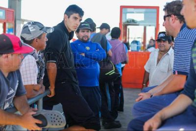 Puerto: estibadores piden una reuni�n �urgente� con la Provincia