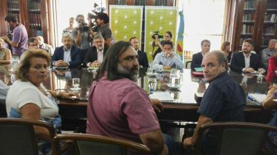 A pocas horas del comienzo de clases, el gremio docente m�s duro de Provincia exige 