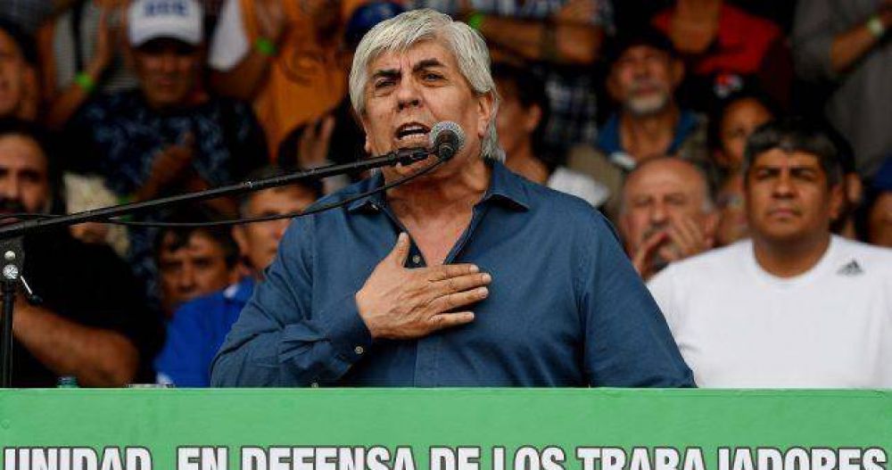 Aparece otra denuncia contra Moyano por una compra de un millonario inmueble en Crdoba