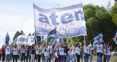 En Neuqu�n tambi�n las clases vuelven con un paro docente de 48 horas