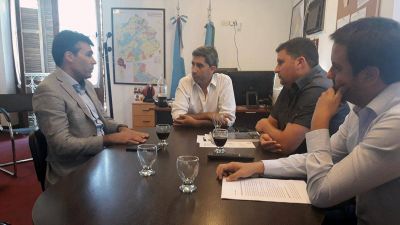 L�pez solicit� m�s m�viles y personal policial