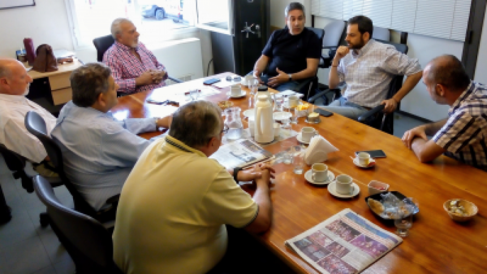 Servicoop gestiona obras con el titular del Plan Patagonia
