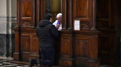 El Papa Francisco confesar� a un amplio grupo de fieles en el Vaticano