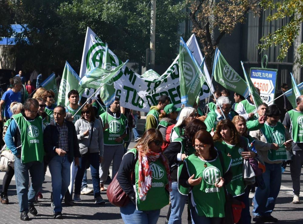 INTI Córdoba: Trabajadores prolongan las medidas