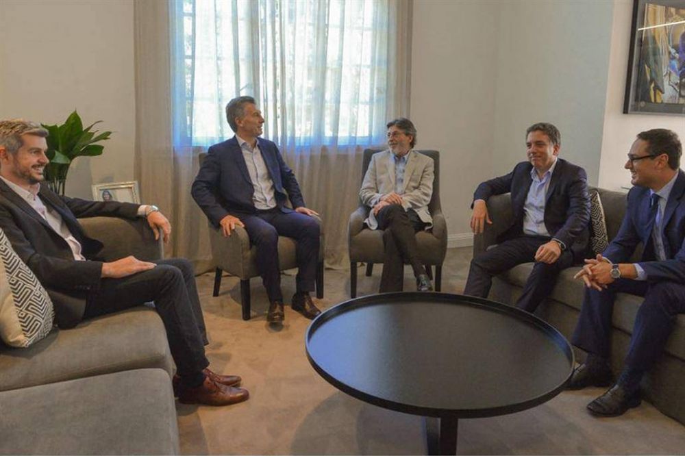 Renunci� Alberto Abad como titular de la AFIP
