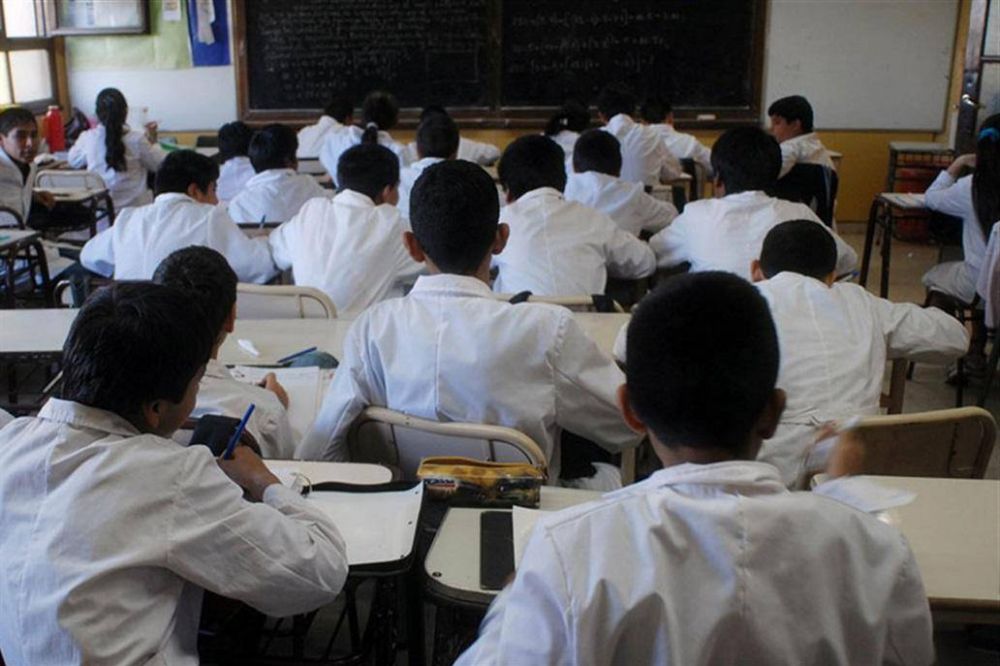 Se pierden 12 d�as de clases por a�o en las escuelas bonaerenses