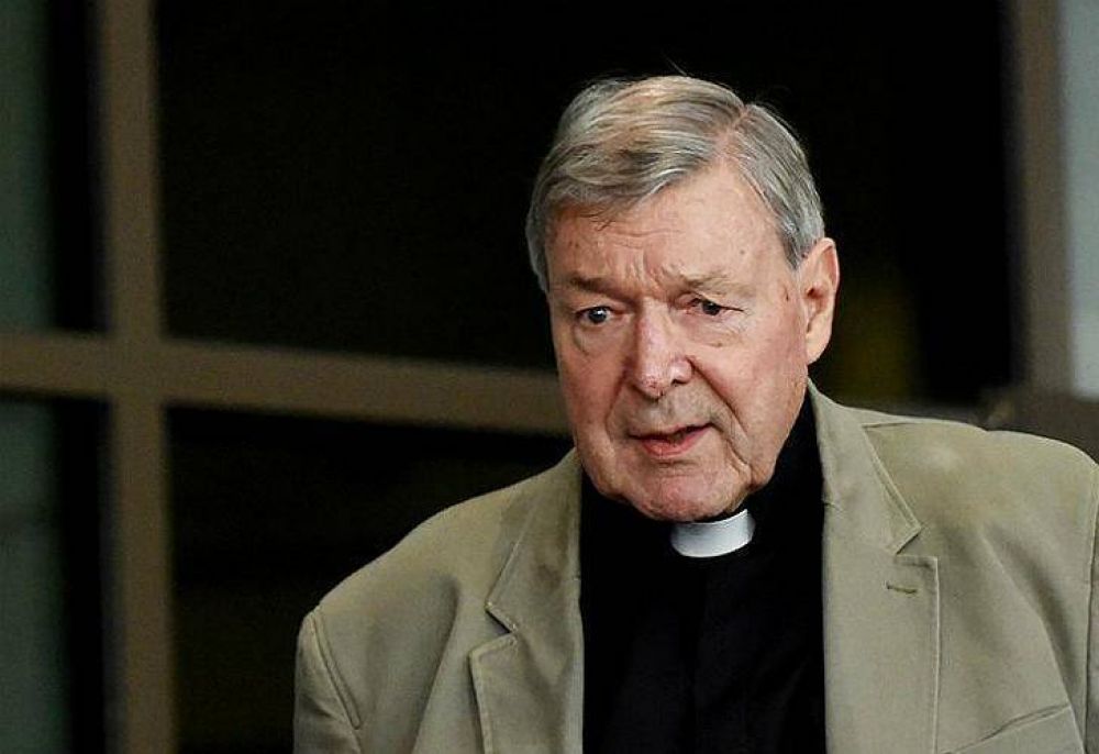 Uno de los asesores de Francisco espera juicio por abuso sexual de menores