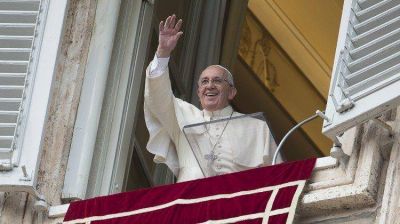 �ngelus del Papa: �Con la Pascua de Jes�s comienza un nuevo culto, el del amor�