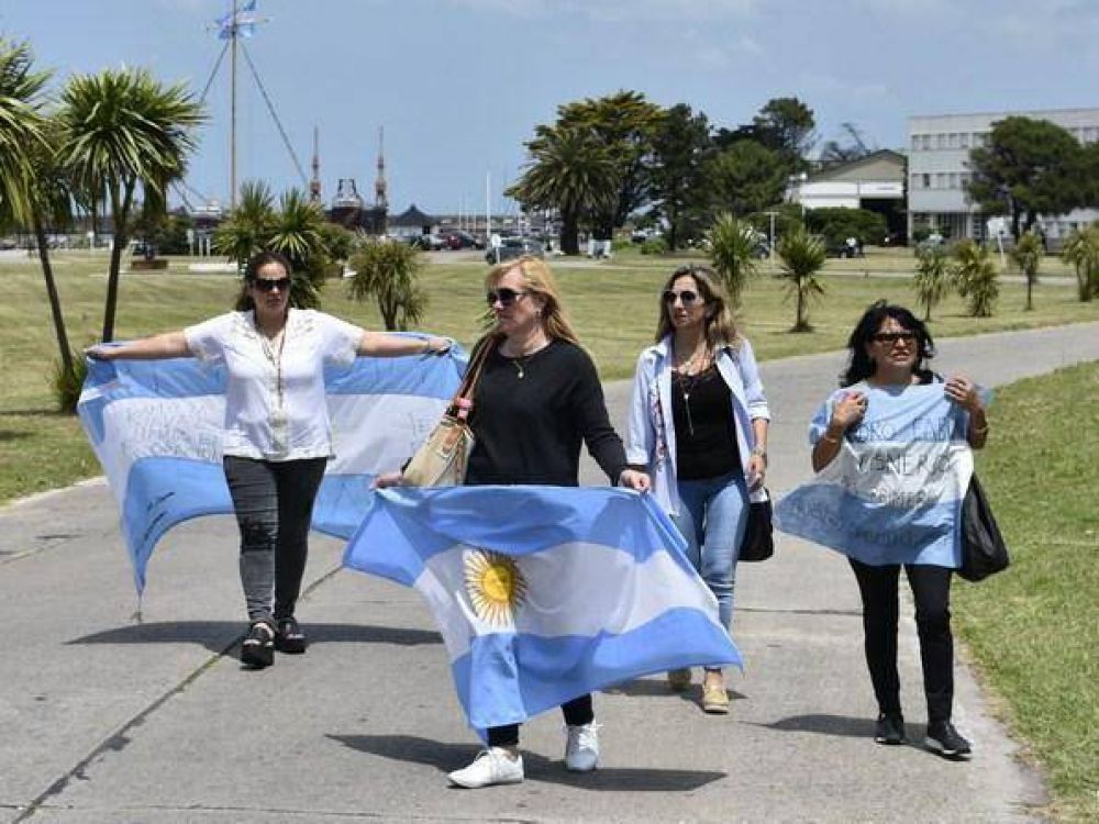 Gastronómicos reconocerán a esposas y madres de tripulantes del ARA “San Juan”