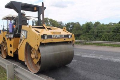 Hoy y ma�ana habr� menos carriles para circular en la Autopista Buenos Aires-La Plata