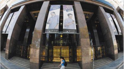 Reforma de impuesto al cheque: estudian que sea de 0,2% a cr�ditos y 0,4% a d�bitos