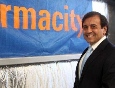 Para beneficiar a Farmacity, Quintana pone en riesgo la cobertura de medicamentos del PAMI