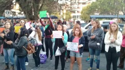 Necochea: Escrache en la primera misa del cura acusado de pedofilia