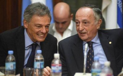 Fuego cruzado y reclamo por las Pymes: recibe el Gobierno a la c�pula de la UIA para limar asperezas