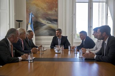 El Gobierno y la UIA acordaron una tregua y un plan de trabajo conjunto