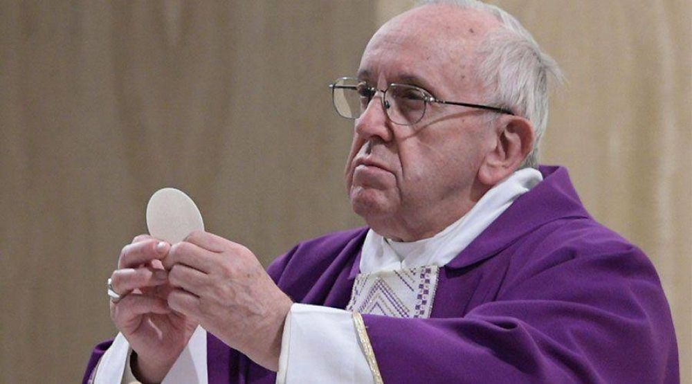 El Papa pide a los cristianos una fe que vaya ms all de los milagros
