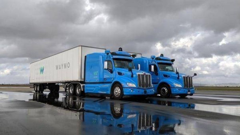 Google y Uber lanzan sus camiones autnomos a las rutas