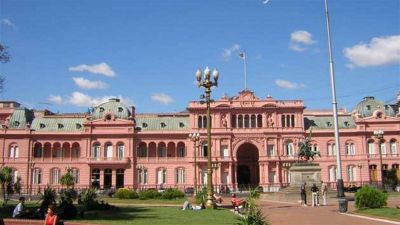 Macristas y peronistas se alistan para una campa�a eterna