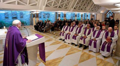 Estas son las dos caracter�sticas de la oraci�n cristiana, seg�n el Papa