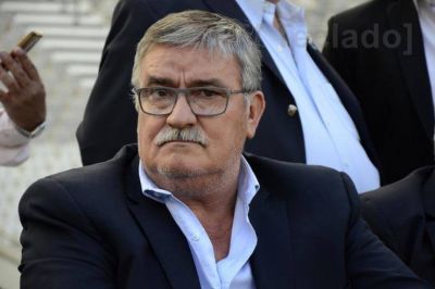 Intendente de Cambiemos cierra el aumento a municipales en 15%