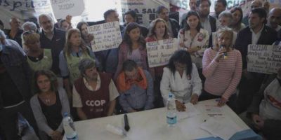 Trabajadores del Posadas denuncian que el gobierno �quiere privatizar� el hospital