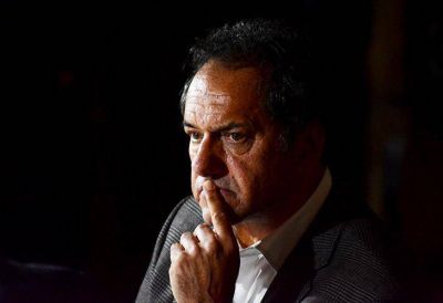 Procesan y citan a indagatoria a Scioli por la construcci�n de las UPA en Buenos Aires